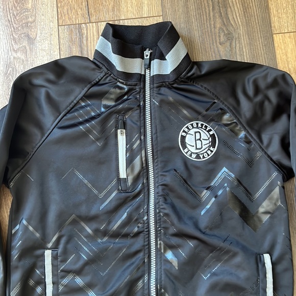 Brooklyn Nets Boys Zip Up / EUC / barely worn! - Picture 2 of 5